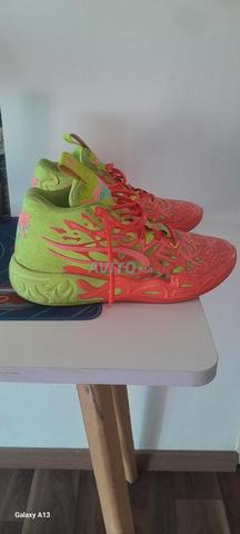 Chaussure LaMelo Ball n 44 - 2