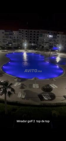 Bel appartement - Vue partielle sur piscine - 2
