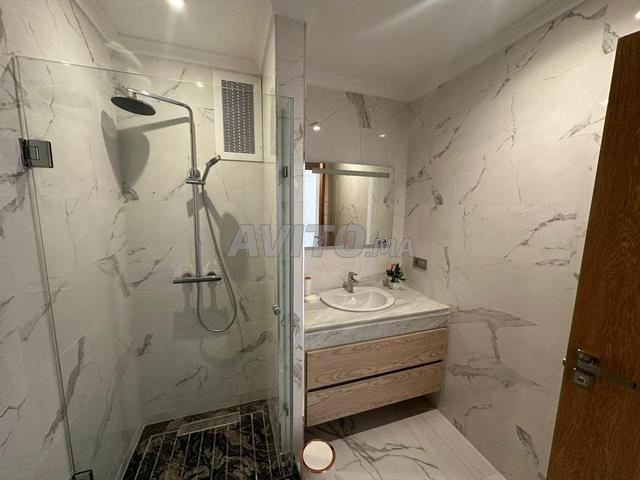 Appartement à louer 98 m² à Tanger - 2