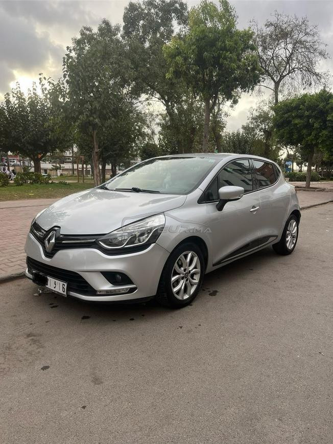 Clio 4 2018 tout optios 107 alf km 