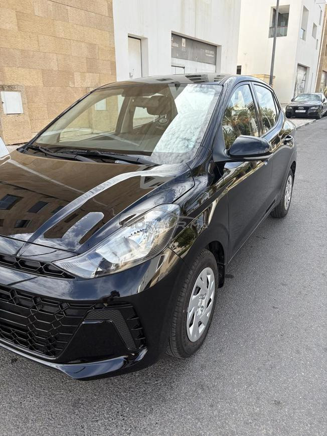 Hyundai Grand I 10 tout neuv 
