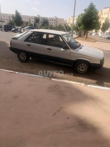 Renault 9 Essence Modèle 1984 Moteur Mzyan - 2