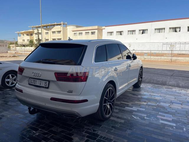 Audi - Q7 www - 2