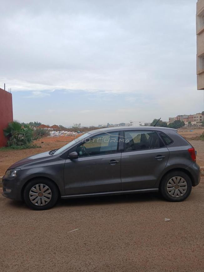 Volkswagen Polo 1.2 Essence – Année 2011 إ