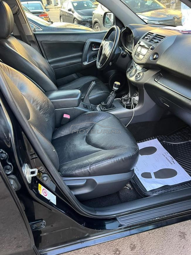 Toyota rav4. 2010.  tout option 