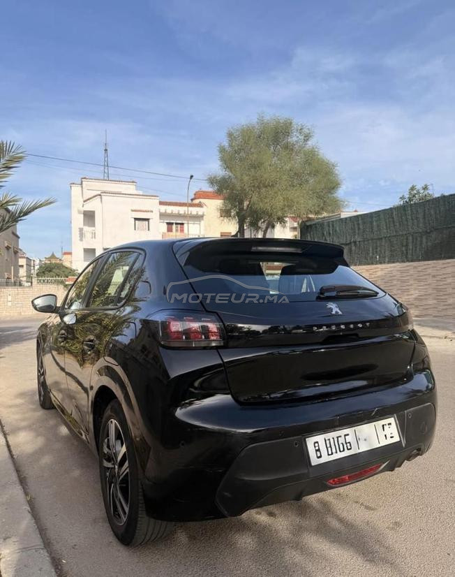 peugeot  208