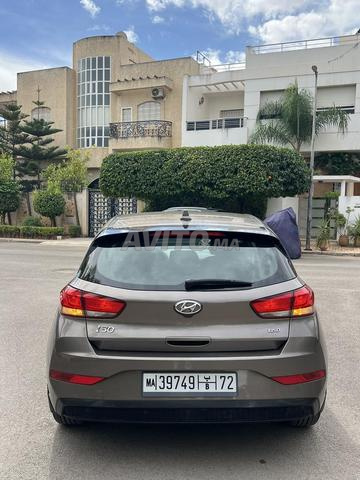 Hyundai i30 Automatique Modèle 2021/11 - 2