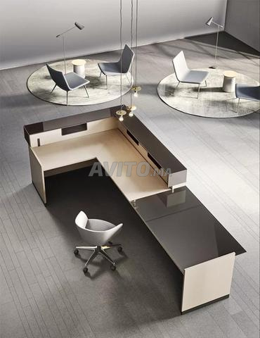 🏢 Bureau de réception moderne - 2
