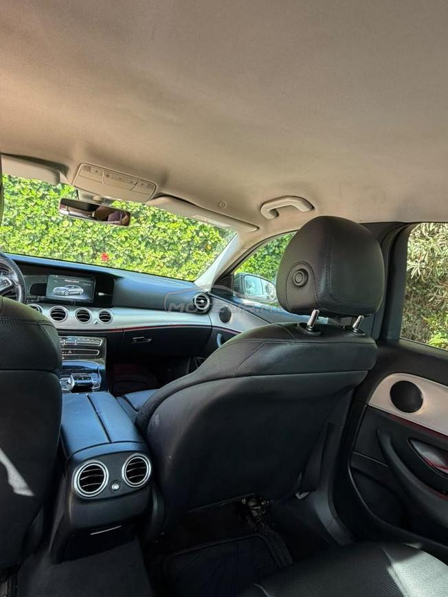 Mercedes E220 Diesel Automatique parfait état 