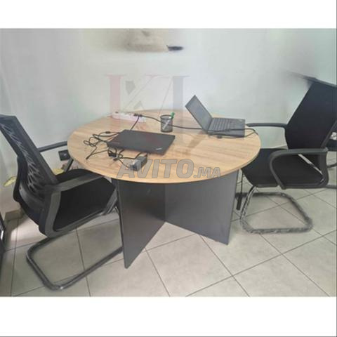 🤝 Table de Réunion Professionnelle - 2