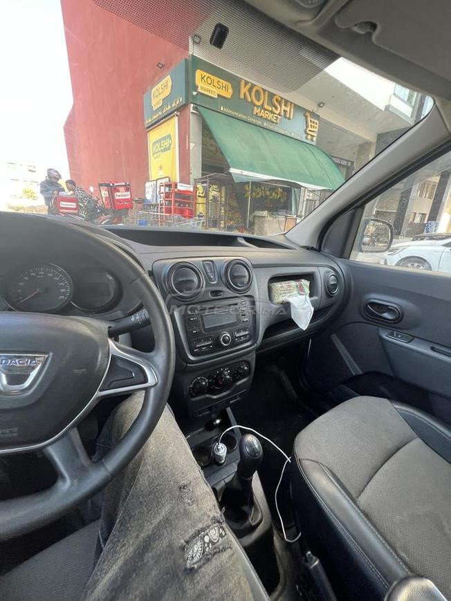 Dacia docker