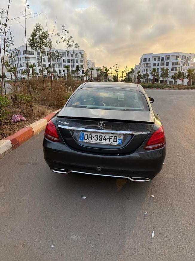 Mercedes 220d