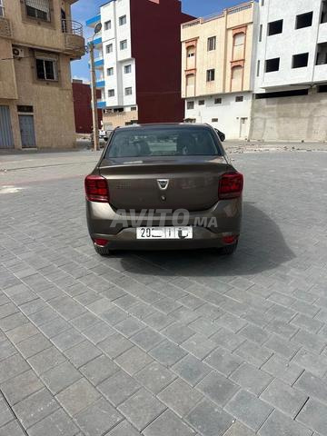 Dacia Logan essence 2021 ou reprise - 2