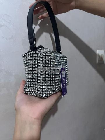 حقيبة ماركة
