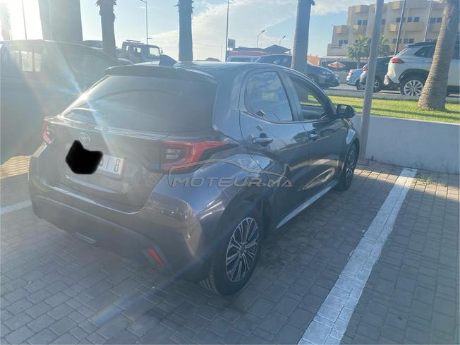Yaris très bon état 