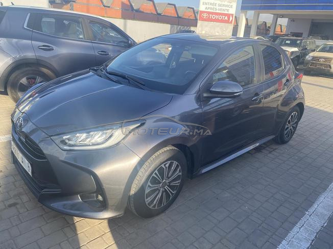 Yaris très bon état 