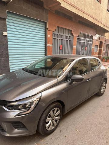 Renault Clio Diesel Manuelle 2023 à Casablanca - 2