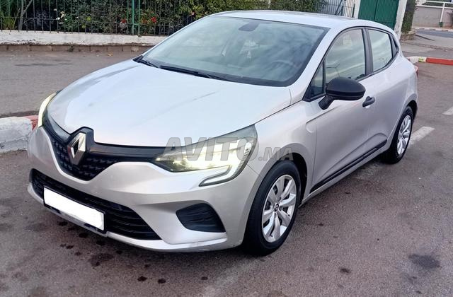 Renault clio 2023 sans Adbleu 1er main - 2