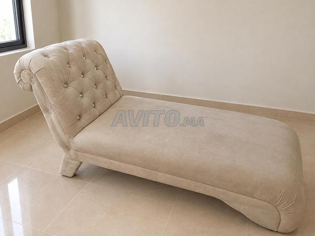 Fauteuil beige élégant à vendre - 2