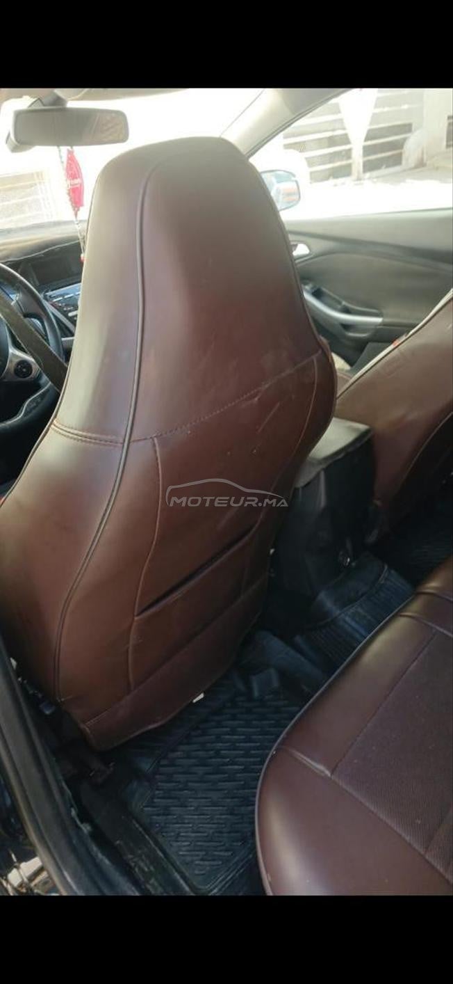 je met en vente ma voiture ford focus titanium