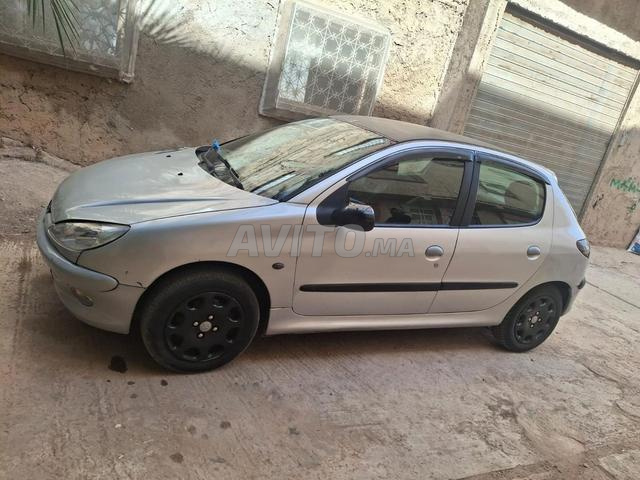 بيجو 206 نظيفة 2008 - 2