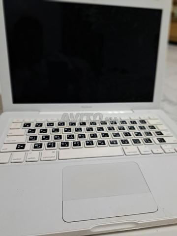 MacBook modèle A1181 / MacBook 13 pouces.