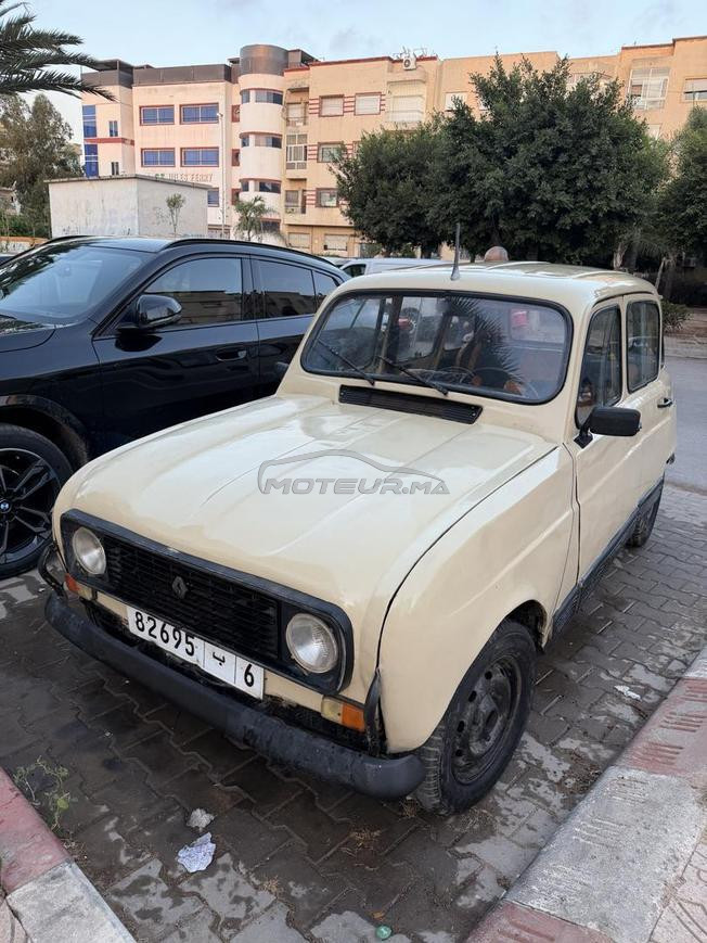 Renault R4 