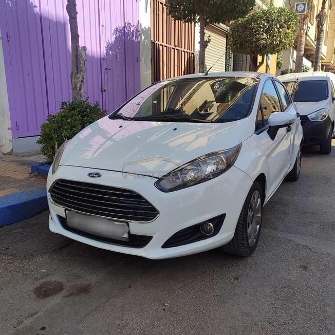 ford fiesta essence 