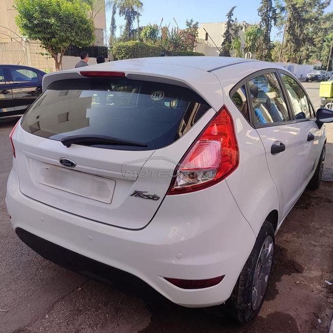 ford fiesta essence 