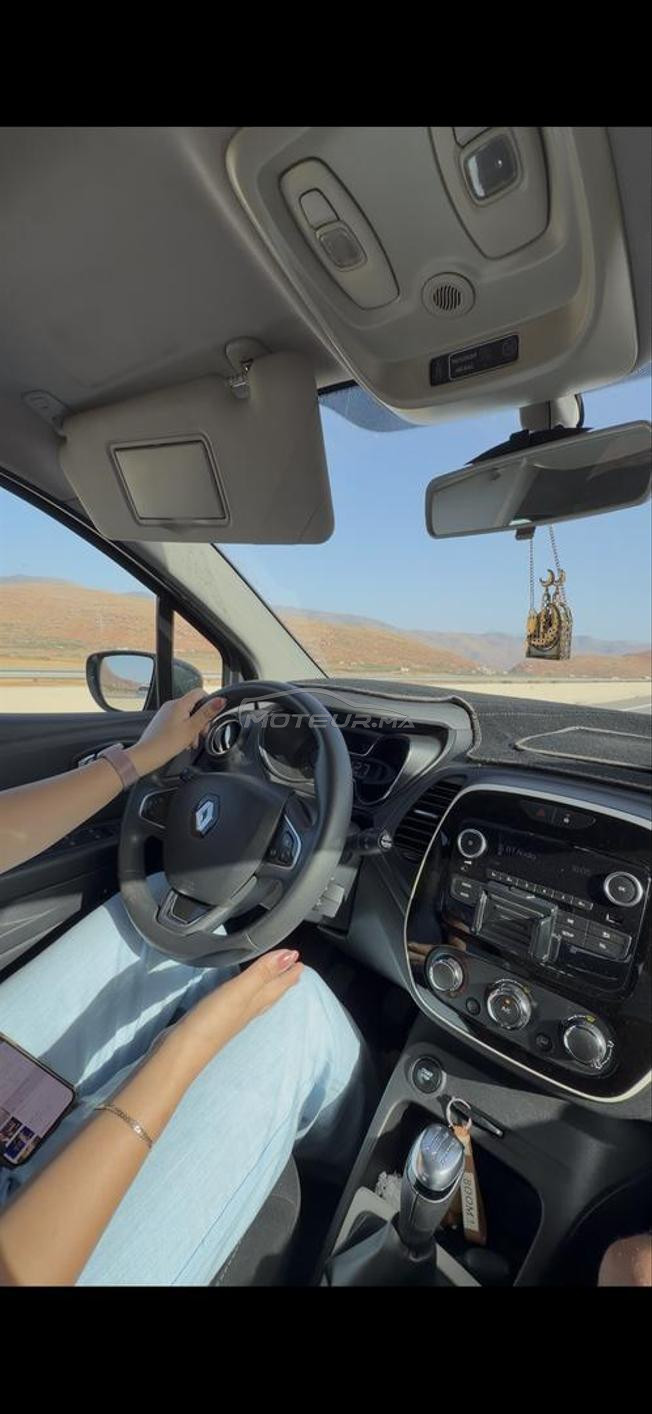 Renault Captur Diesel Manuelle 2018 à Marrakech