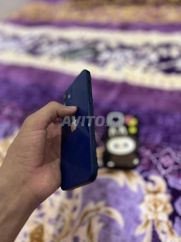 iPhone 12 bon état - 2