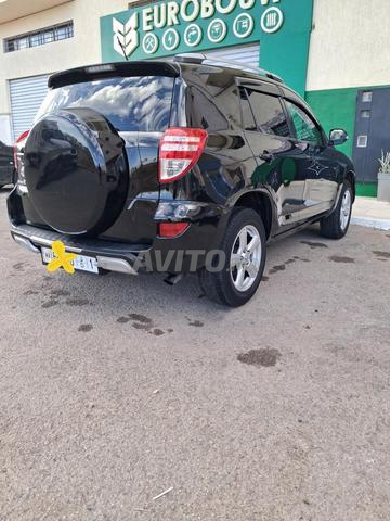 RAV 4 comme neuve - 2