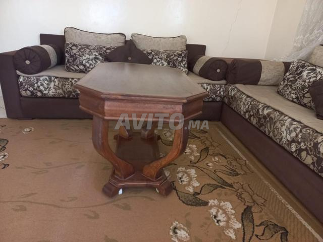 صالة على شكل حرف L بحالة جيدة - 2