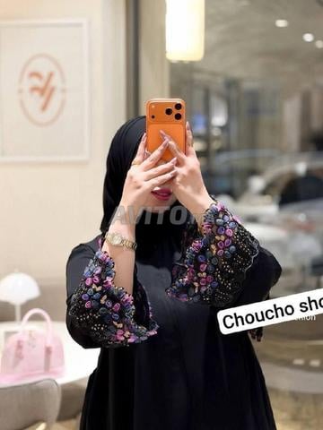 Abaya élégante avec son châle ✨🪞