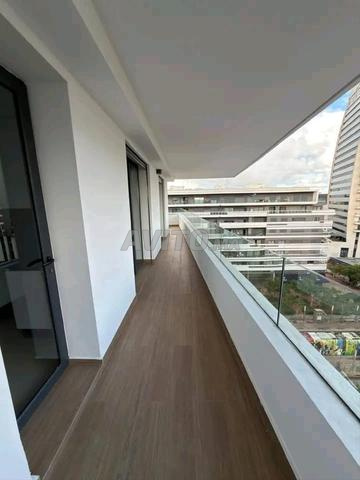 Nouvel appartement vide CFC - 2