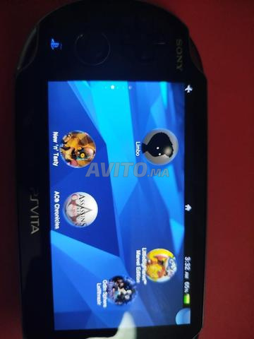 PsVita flashée 32 Go bon état - 2