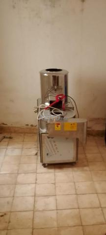 Machine à éplucher et couper les pommes de terre importée de l'étranger 300kg - 2