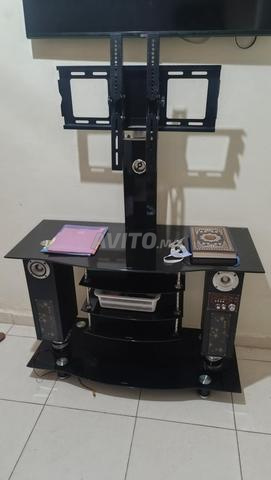 طاولة تلفاز مستعملة