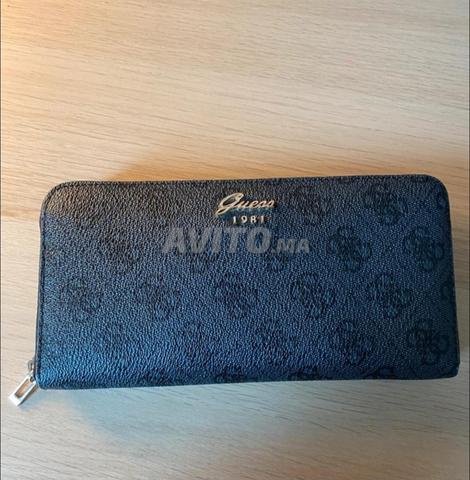 Porte monnaie Guess authentique