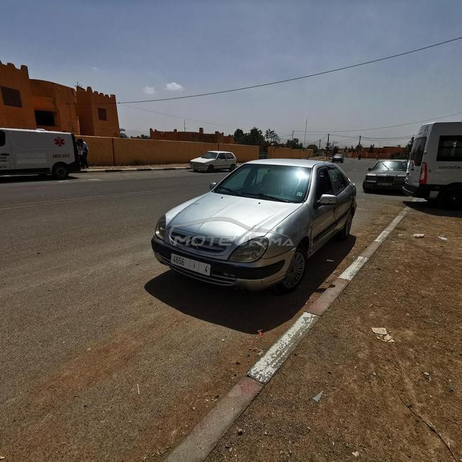 سيارة للبيع في حالة جيدة