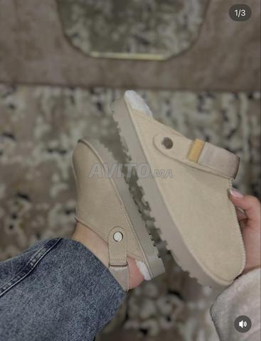 Sabot UGG Goldenstar - Noir / Beige / Camel - 2