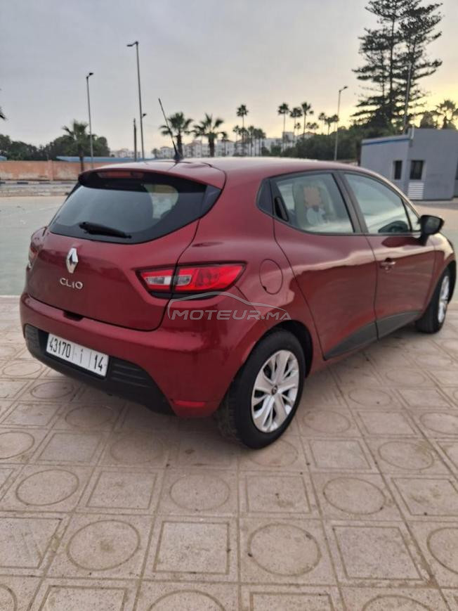 Renault Clio Essence Manuelle 2017 à Mohammedia