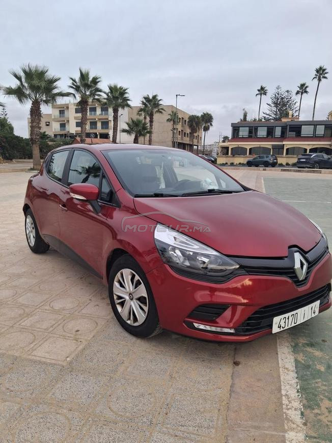 Renault Clio Essence Manuelle 2017 à Mohammedia