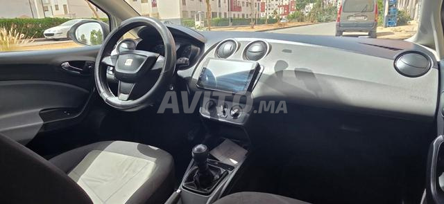Seat Ibiza 12/2012 1.6 diesel Première main