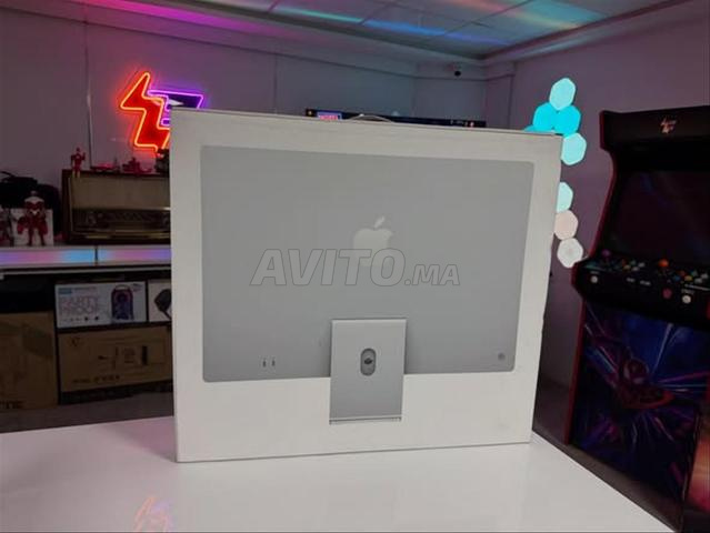 Apple iMac 24 pouces 4.5K Puce Apple M3 8 Go 256 Go