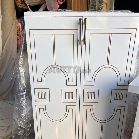 Petite armoire élégante pour rangement – design moderne 🤍 - 2