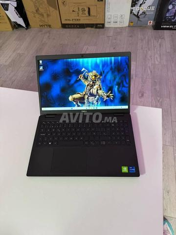 Dell Latitude 3520 Intel Core i7-1165G 16Go 512Go - 2