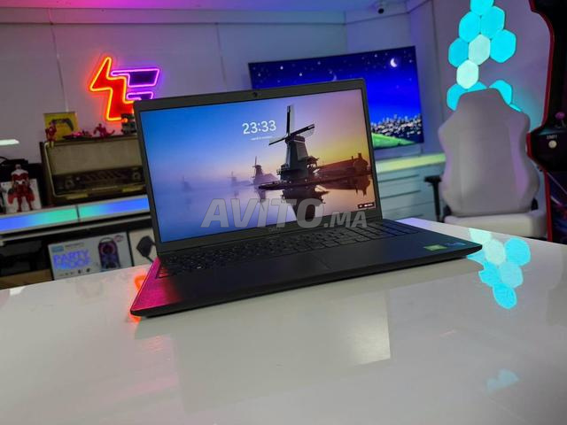 Dell Latitude 3520 Intel Core i7-1165G 16Go 512Go