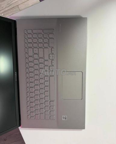 Asus Vivobook 17 2022 core i7-1065G7 16Gb SSD 512G - 2