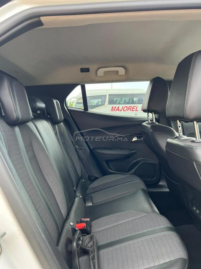 peugeot 2008 a vendre Couleur BLANC NACRE